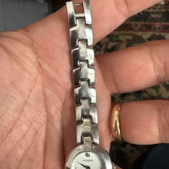 FOSSIL Collection Steel Lady Quartz Round Silver Dial Reference FS-2729 - Picture 3 of 4